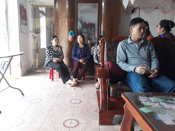 Gia đình đến nhận thi thể người phụ nữ dưới cống nước khẳng định đó là con mình