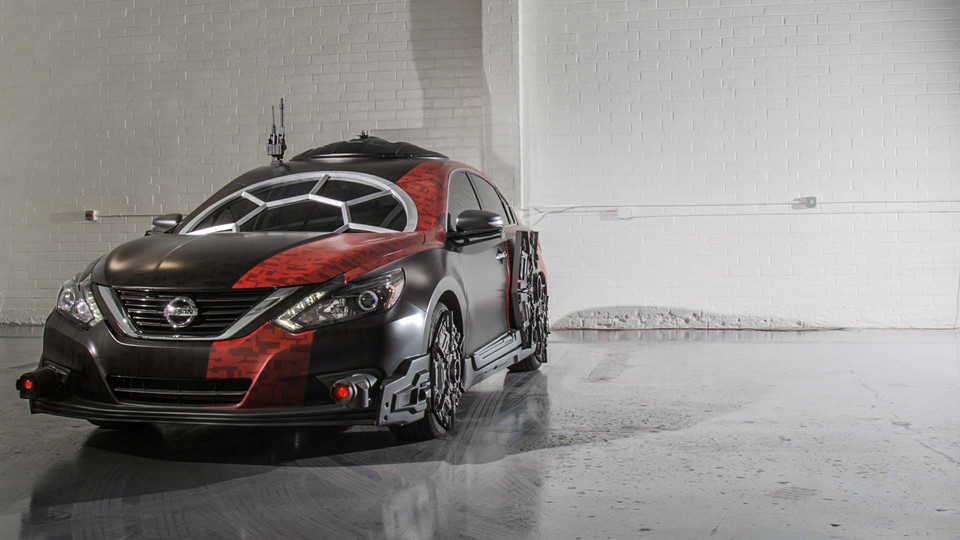 Dàn xế hộp phong cách Star Wars từ Nissan