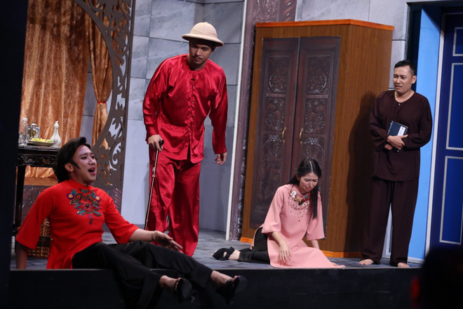 Tự Long: Ca sĩ ngày nay đớp, nhép như điên ấy mà