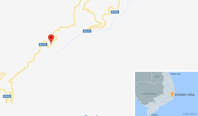 Suýt chết khi dọn đất đá sạt lở chia cắt đường đi Nha Trang - Đà Lạt