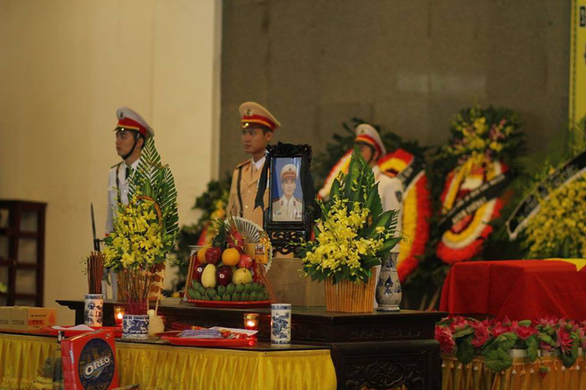 Tài xế xe máy đâm CSGT tử vong trên cao tốc Hà Nội - Thái Nguyên khai gì?