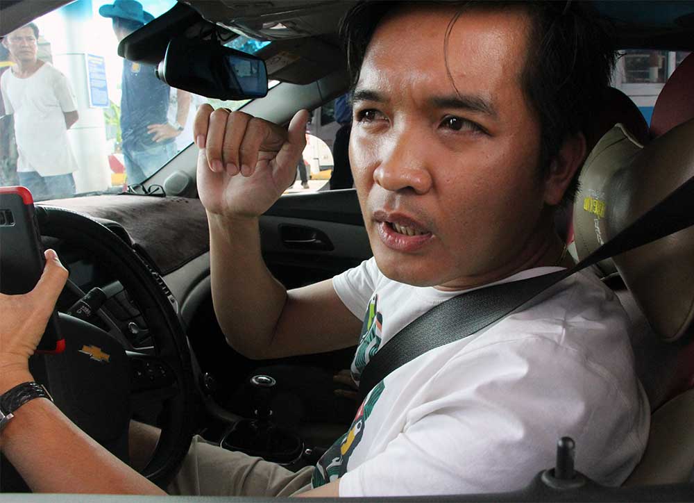 Tài xế phản ứng dữ dội, BOT Cai Lậy xả trạm lần thứ 14