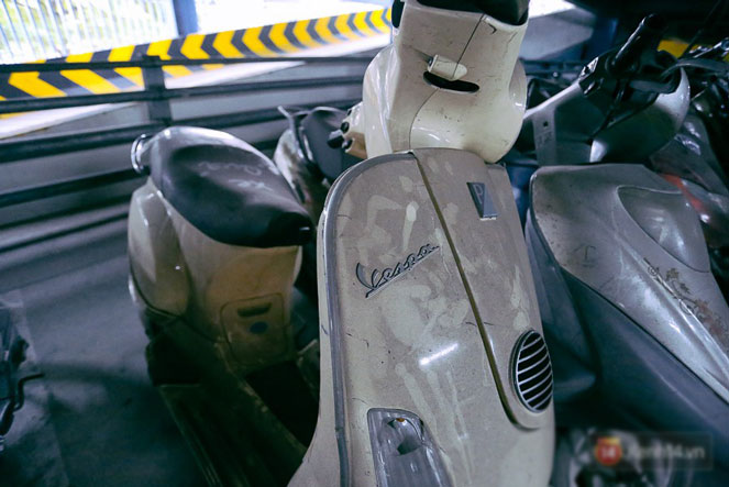 Hàng trăm chiếc xe máy quá hạn vì gửi 2 năm không ai nhận, nhà xe sân bay Tân Sơn Nhất thiệt hại nửa tỉ đồng