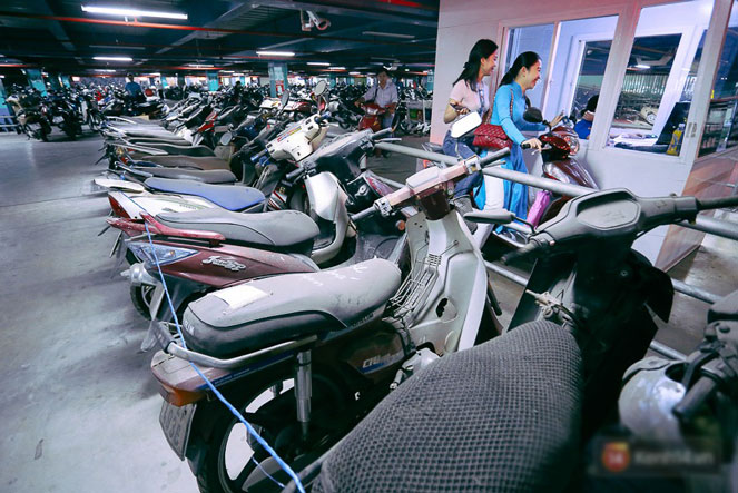 Hàng trăm chiếc xe máy quá hạn vì gửi 2 năm không ai nhận, nhà xe sân bay Tân Sơn Nhất thiệt hại nửa tỉ đồng