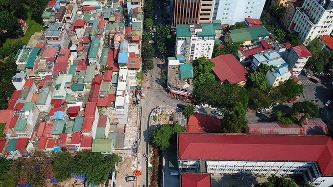 Đường cong 600m giữa thủ đô làm gần 20 năm chưa xong