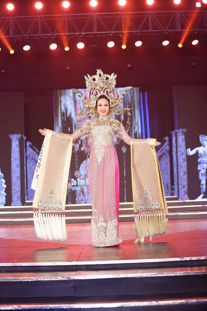 Khánh Ngân và những chia sẻ đầu tiên sau khi đăng quang Hoa hậu Hoàn cầu 2017 Khánh Ngân và những chia sẻ đầu tiên sau khi đăng quang Hoa hậu Hoàn cầu 2017