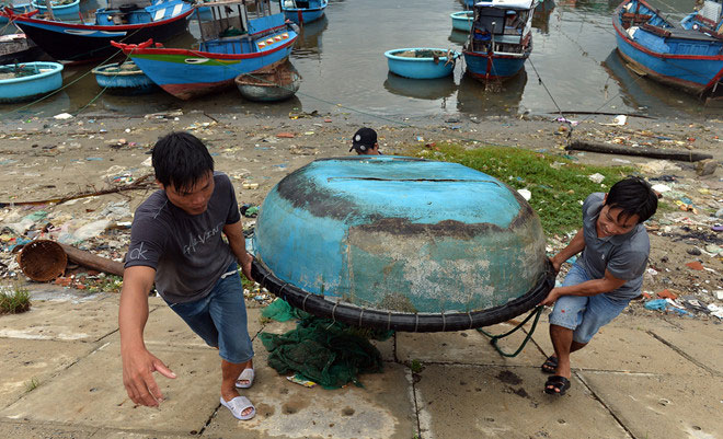 Ninh Thuận đối mặt nguy cơ lở đất sau bão số 12 - Damrey