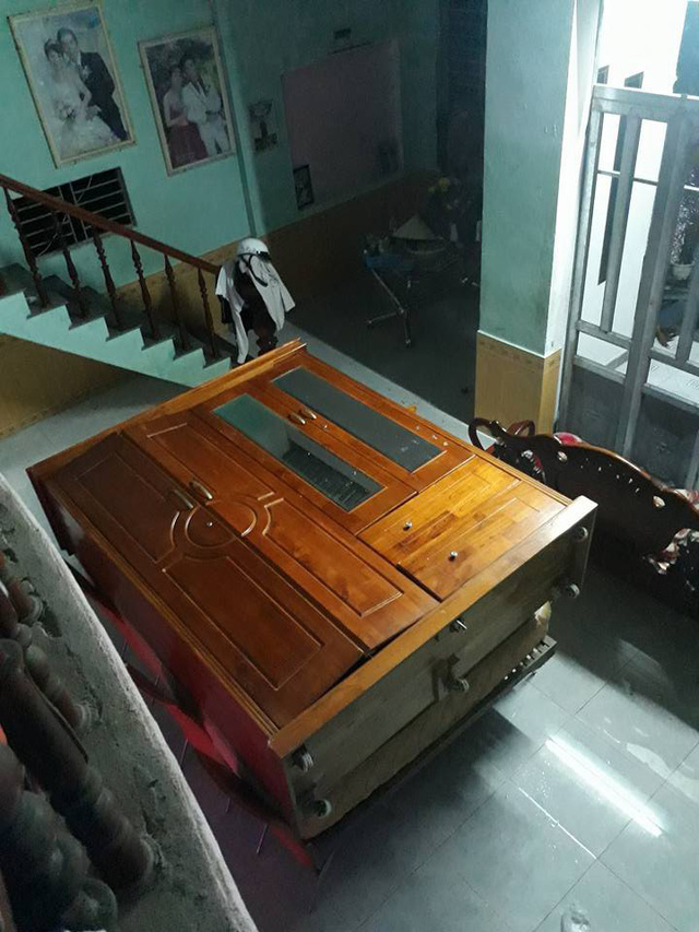 Thủy điện tăng xả trong đêm, Quảng Nam ngập chìm trong lũ