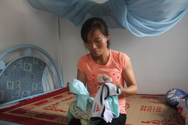 Chồng bất chấp pháp luật, không cho vợ nuôi con trai 7 tháng tuổi: Cô ấy bị thần kinh, tôi không thể giao con được