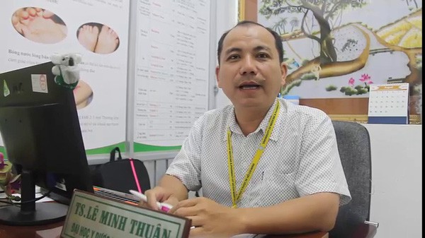 Chồng bất chấp pháp luật, không cho vợ nuôi con trai 7 tháng tuổi: Cô ấy bị thần kinh, tôi không thể giao con được