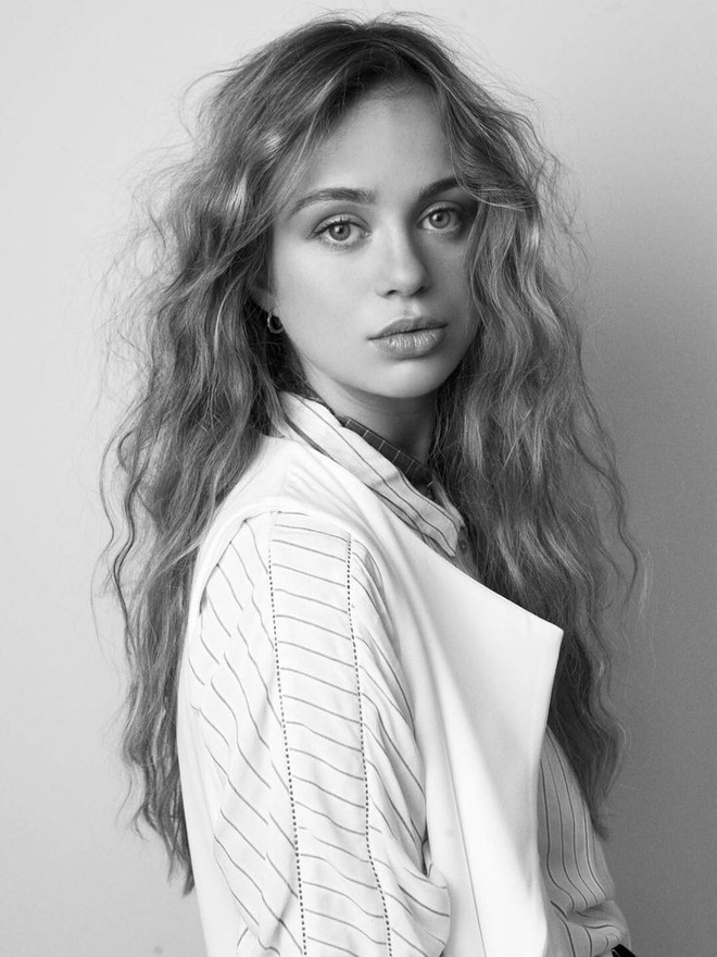 Amelia Windsor: Phong cách nổi loạn của nàng công chúa xinh đẹp nhất Hoàng gia Anh Amelia Windsor: Phong cách nổi loạn của nàng công chúa xinh đẹp nhất Hoàng gia Anh