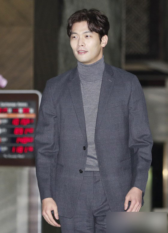 Đám cưới cô út của Những nàng công chúa nổi tiếng: Dàn sao nô nức, bà xã Bae Yong Joon chiếm hết mọi sự chú ý