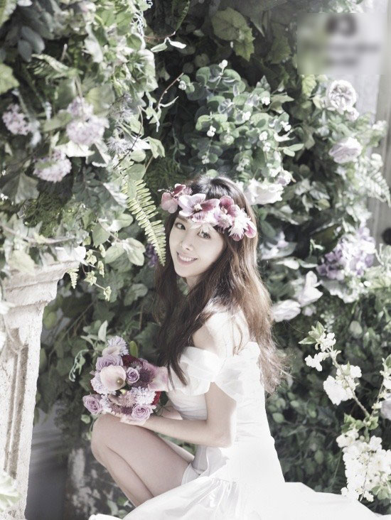 Đám cưới cô út của Những nàng công chúa nổi tiếng: Dàn sao nô nức, bà xã Bae Yong Joon chiếm hết mọi sự chú ý