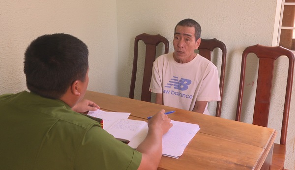 Sang hàng xóm chơi, ông U60 dâm ô bé 8 tuổi