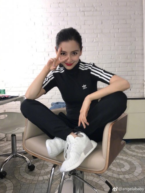 Là người nổi tiếng nhưng chị em Từ Hy Viên - Từ Hy Đệ ngày càng phát tướng khó tin