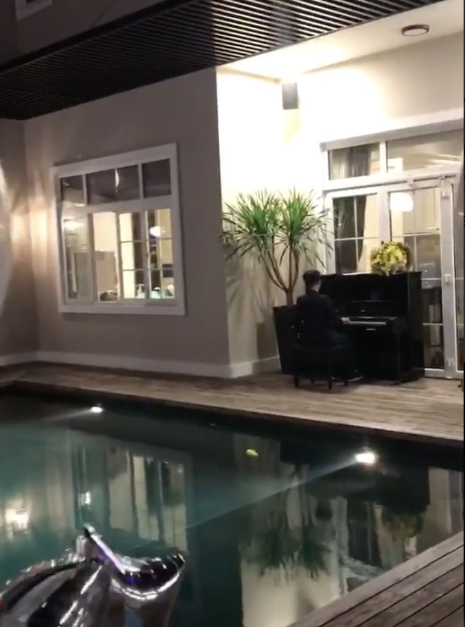 Ông xã Tăng Thanh Hà dành món quà ngọt ngào cho vợ kỉ niệm 5 năm ngày cưới