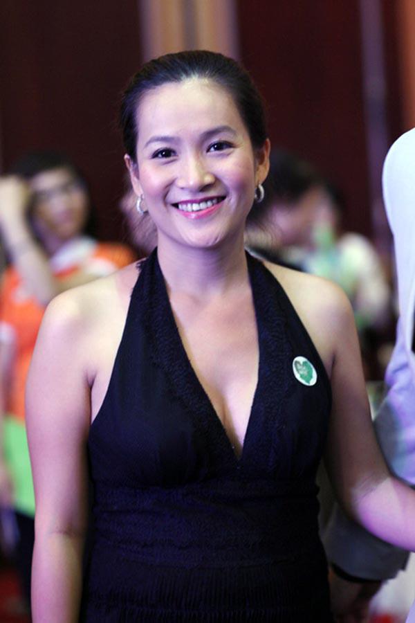 Thân thế và năng lực tài giỏi ít ai biết của vợ Bình Minh