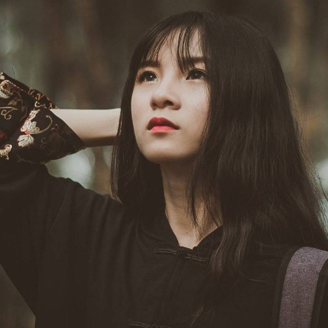 Xuất hiện em gái góc nghiêng của Sơn Tùng M-TP khiến dân mạng xôn xao Xuất hiện em gái góc nghiêng của Sơn Tùng M-TP khiến dân mạng xôn xao