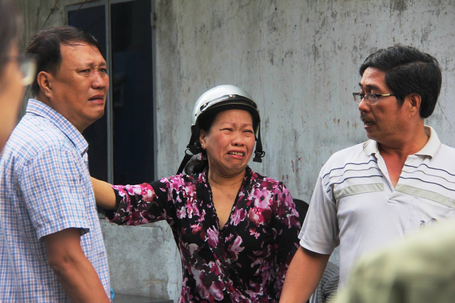 Vụ 3 mẹ con tử vong trong ngôi nhà cháy ở Sài Gòn: Chị gái gào khóc nức nở vì thương xót