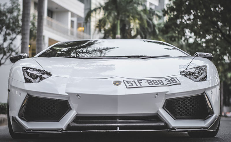 Dàn siêu xe Lamborghini 80 tỷ đồng tụ tập dịp cuối tuần tại Sài Gòn