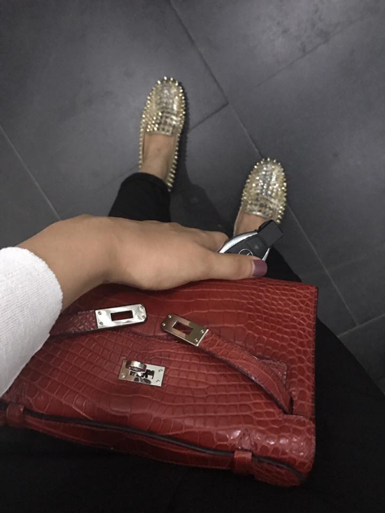 Cuộc sống sang chảnh không kém gì đại gia của Miu Lê