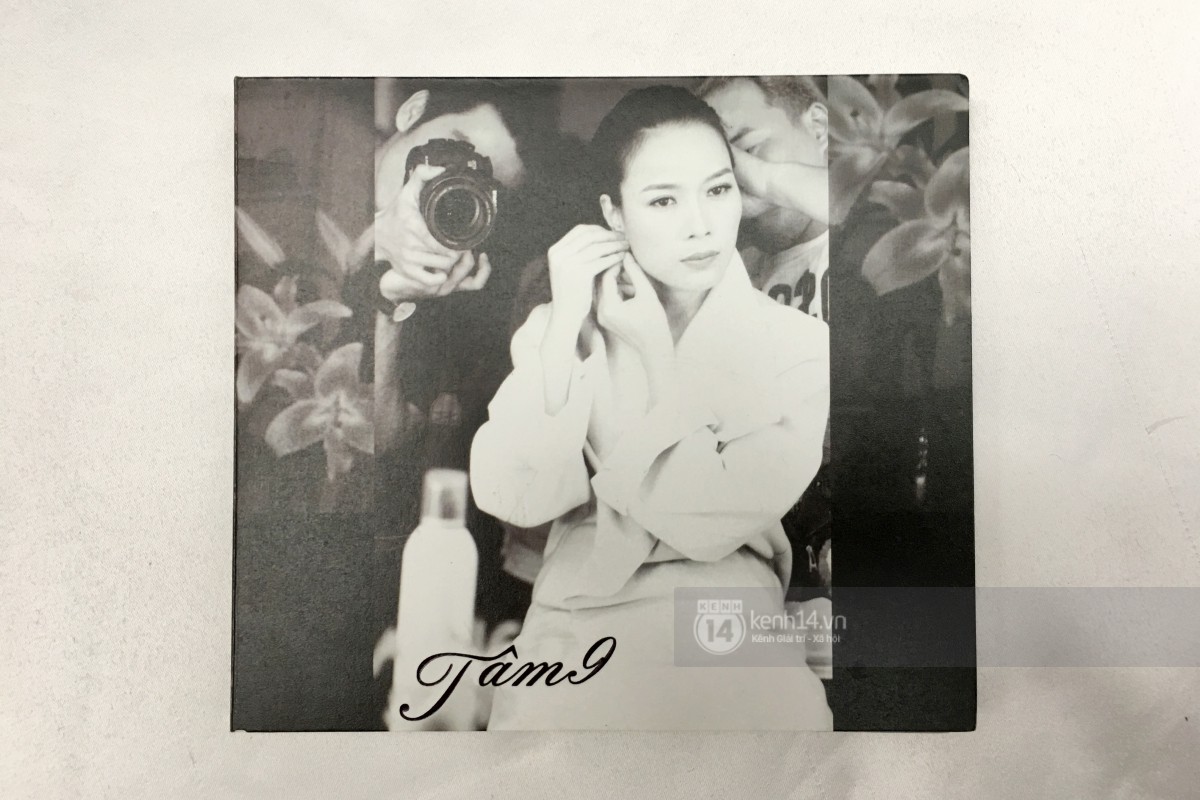 Album Vol.9 của Mỹ Tâm: Đã lâu rồi fan Vpop mới có cảm giác đợi hàng giờ để được cầm tận tay một CD như thế