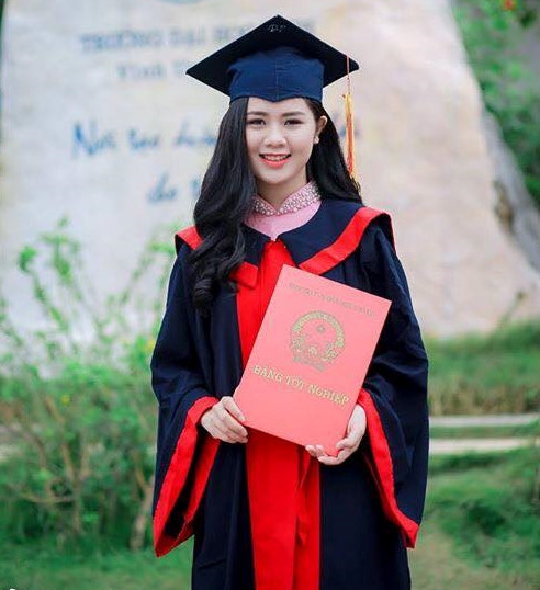 Chân dung hoa khôi Đại học Vinh - vợ sắp cưới của cầu thủ Quế Ngọc Hải Chân dung hoa khôi Đại học Vinh - vợ sắp cưới của cầu thủ Quế Ngọc Hải