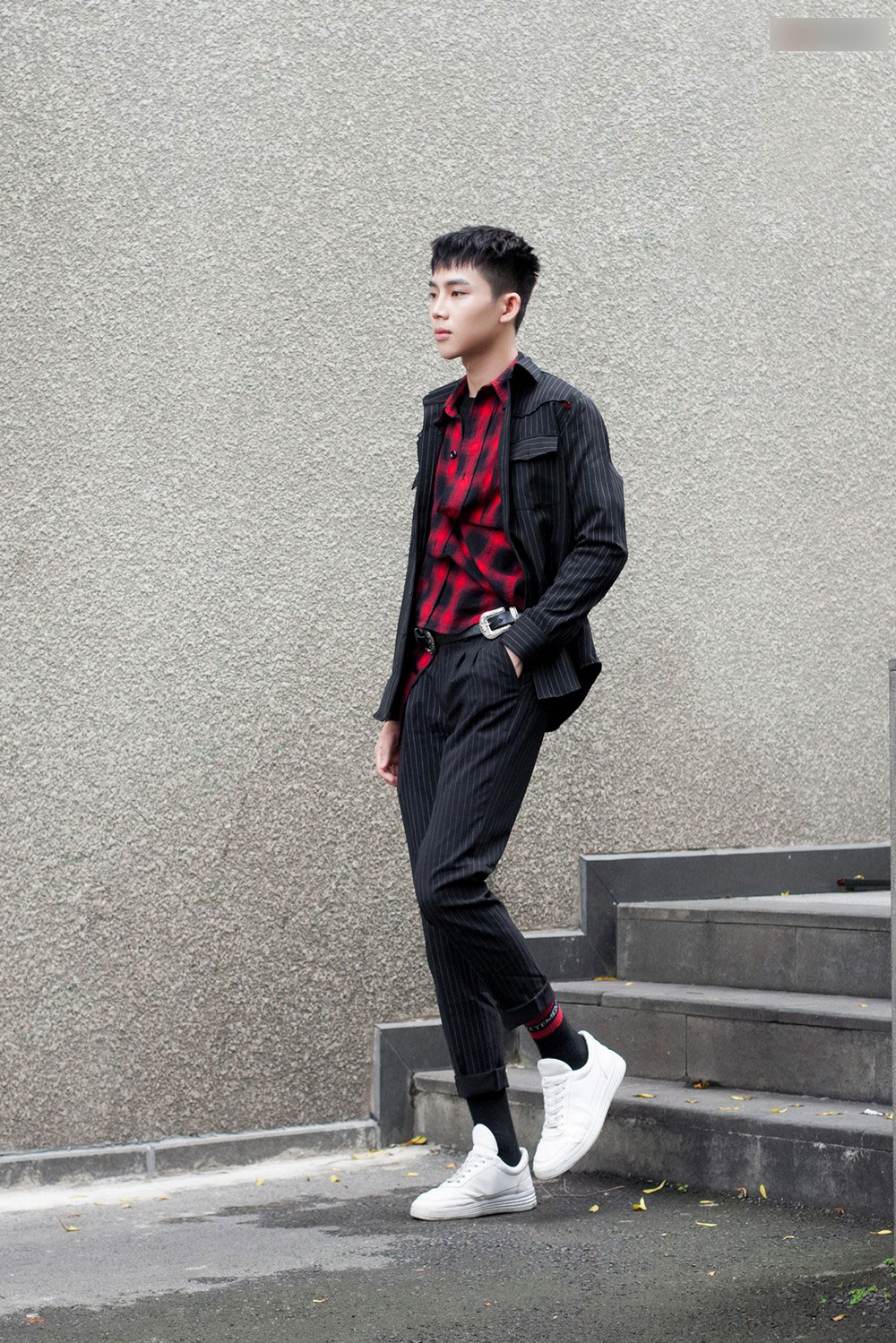 Street style 2 miền: miền Bắc lồng lộn với đủ thứ hot trend, miền nam đơn giản đến bất ngờ