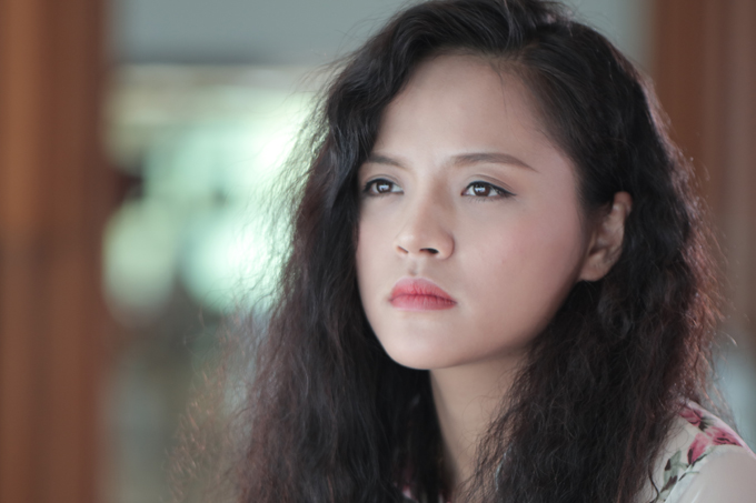 Thu Quỳnh: Cứ âu yếm với Mạnh Trường là tôi lại cười