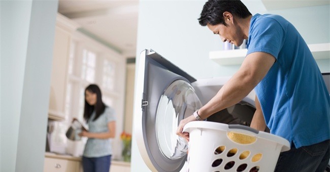 Tuyệt chiêu khiến chồng tự nguyện làm hết việc nhà thay vợ