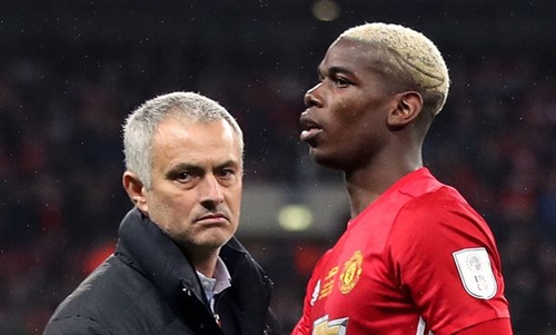 Mourinho dùng chấn thương của Pogba để mỉa mai Conte