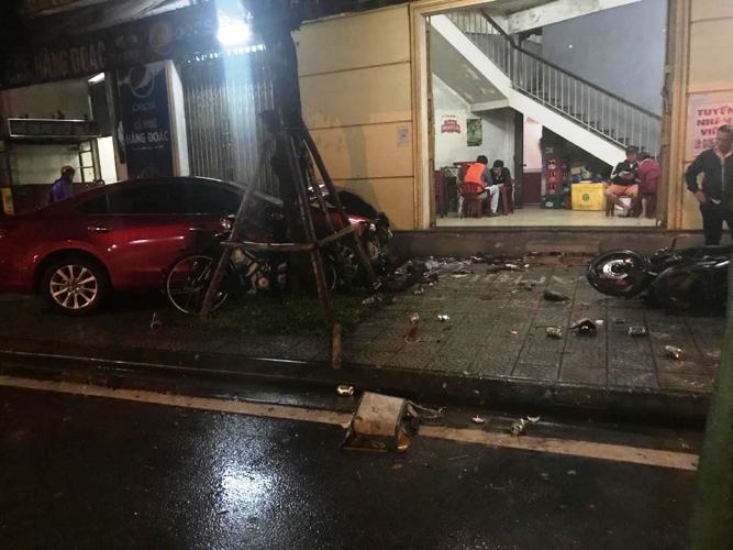 Bắt tạm giam nam thanh niên lái ô tô điên tông chết 2 người