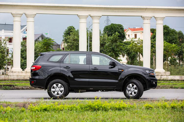 Ford Việt Nam trình làng Everest Ambiente đón đầu xu thế Ford Việt Nam trình làng Everest Ambiente đón đầu xu thế