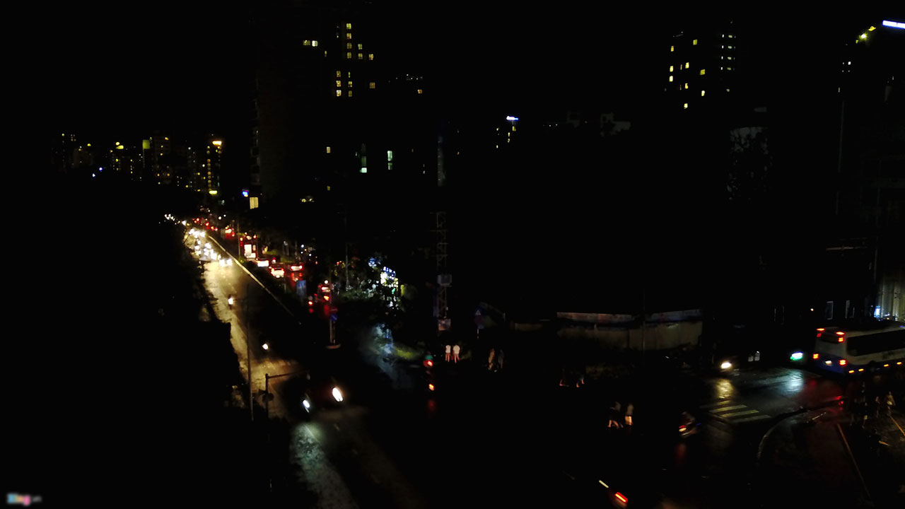 Nha Trang đêm đảo lộn sau trận bão lịch sử