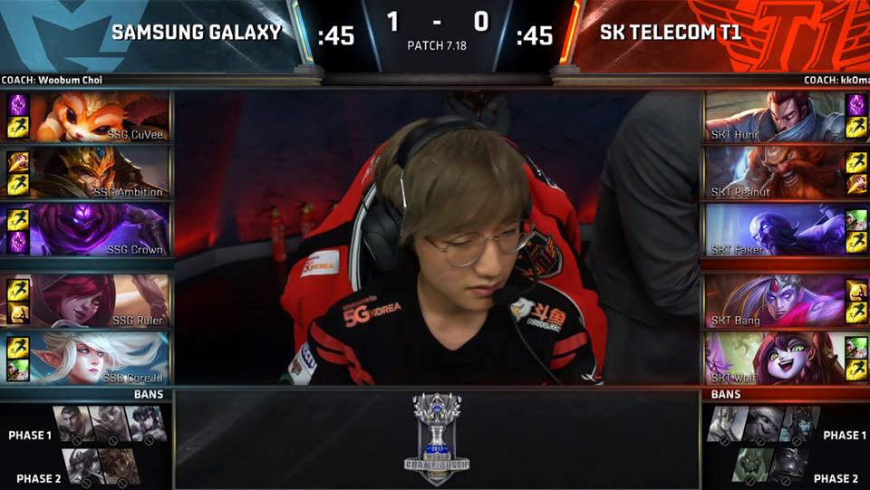 Quỷ vương Faker khóc nức nở sau chung kết thế giới LOL 2017