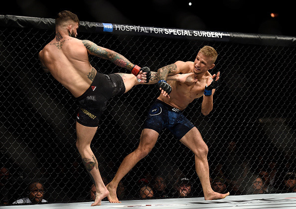 UFC 217: Ba nhà vô địch mất đai, kỷ lục được thiết lập