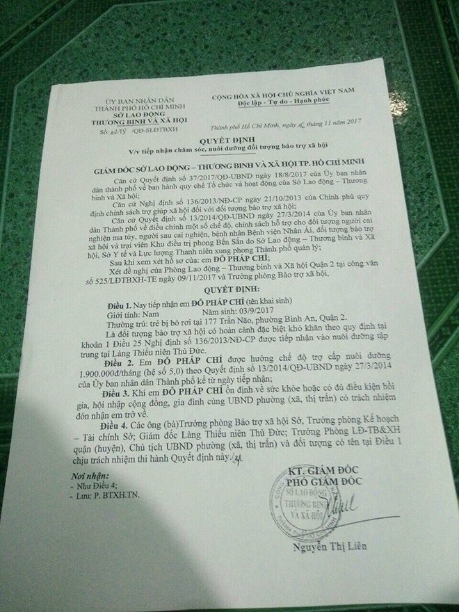 Người phụ nữ cưu mang bé trai bị bỏ rơi suốt 3 tháng trời có nguy cơ không được nhận con nuôi