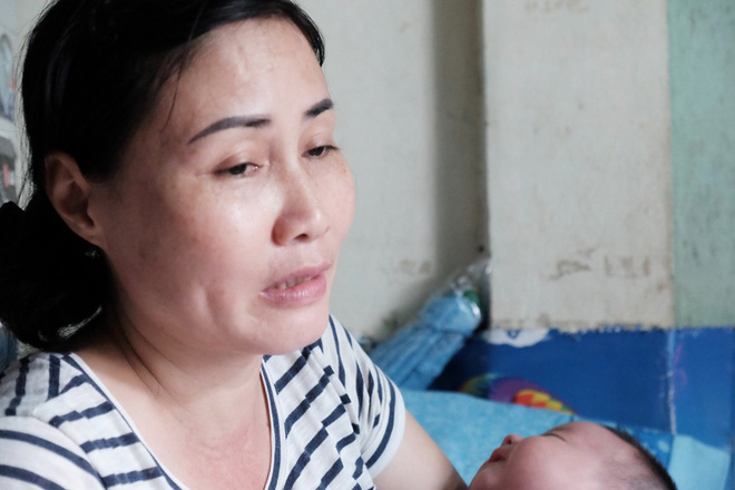 Người phụ nữ cưu mang bé trai bị bỏ rơi suốt 3 tháng trời có nguy cơ không được nhận con nuôi