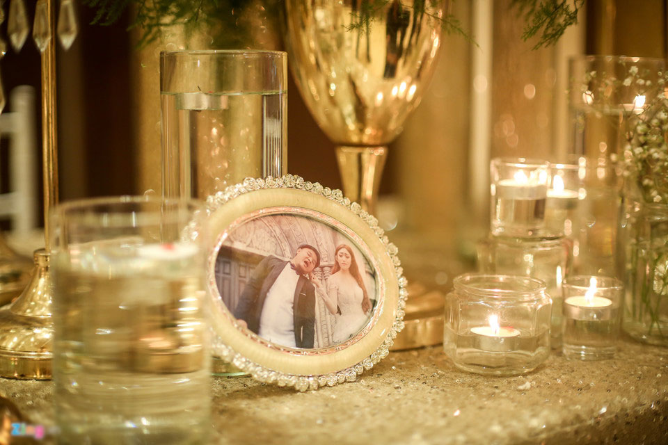 Mai Tài Phến, BB Trần cùng nhiều nghệ sĩ dự lễ cưới Vinh Râu