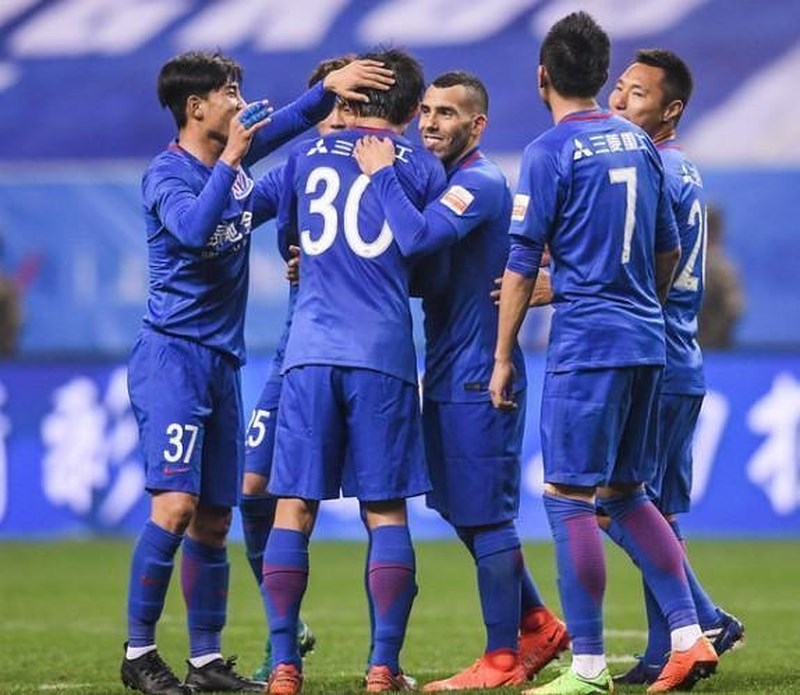 Một bàn thắng của Tevez trị giá gần... 8 triệu euro