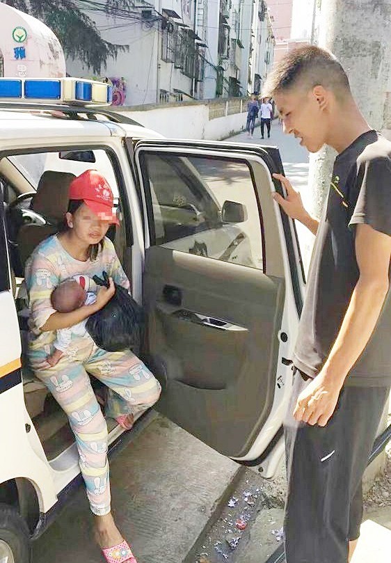 Mẹ chồng độc đáo nhất năm: Bắt con dâu đưa tiền, trả thù lao mới chịu trông cháu