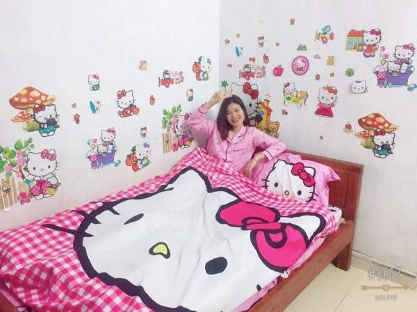 Nam sinh được mệnh danh Hồng công chúa vì quá thích Hello Kitty