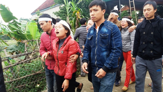 Vở kịch của gã thợ hàn giết nữ sinh rồi giấu xác vào bụi cây