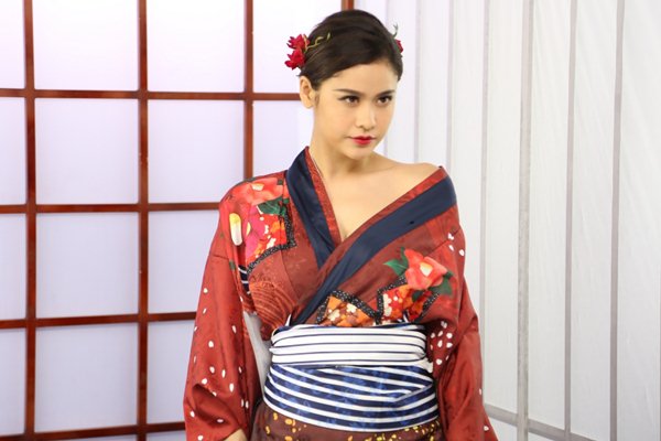 Trương Quỳnh Anh gợi cảm như này hỏi sao ai cũng mê như điếu đổ