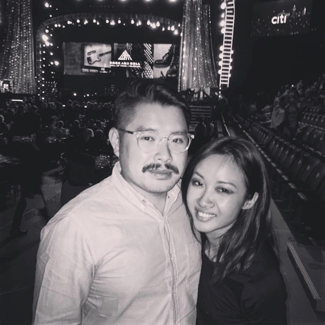 Đạo diễn Việt kiều cầu hôn Suboi sau 7 năm quen biết