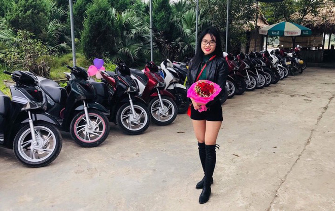 Chàng trai điều động 29 xe SH tỏ tình với cô gái mình cưa cẩm suốt 1 năm Chàng trai điều động 29 xe SH tỏ tình với cô gái mình cưa cẩm suốt 1 năm