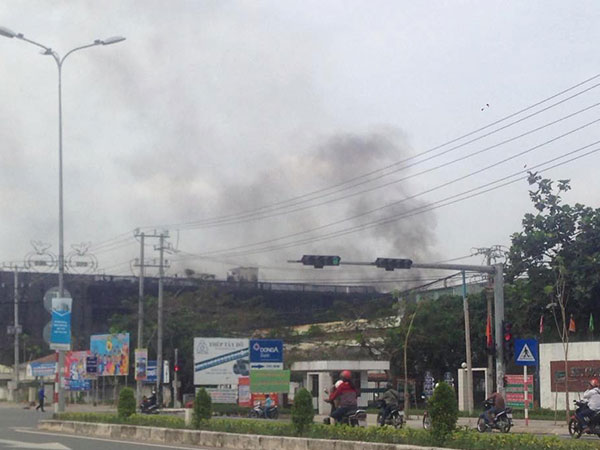 Công ty may Đài Loan từng cháy 5 ngày ở Cần Thơ lại bốc cháy