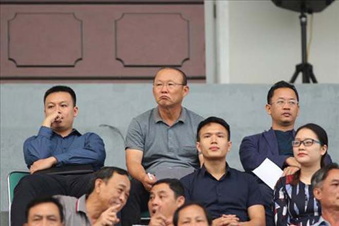 Đội tuyển sạch bóng SLNA: Do HLV Park hay tại lỗi đánh máy?