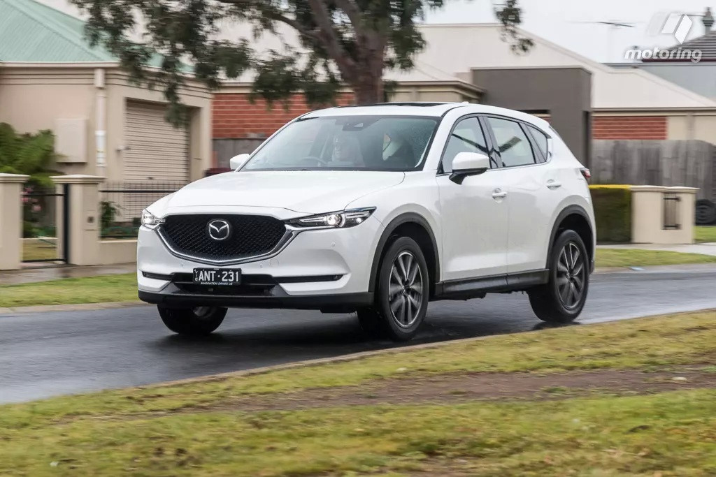 So sánh Honda CR-V và Mazda CX-5 2017