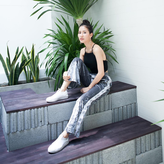 Đông này hãy nhanh chân sắm quần nhung vì nó sắp thành xu hướng đến nơi rồi